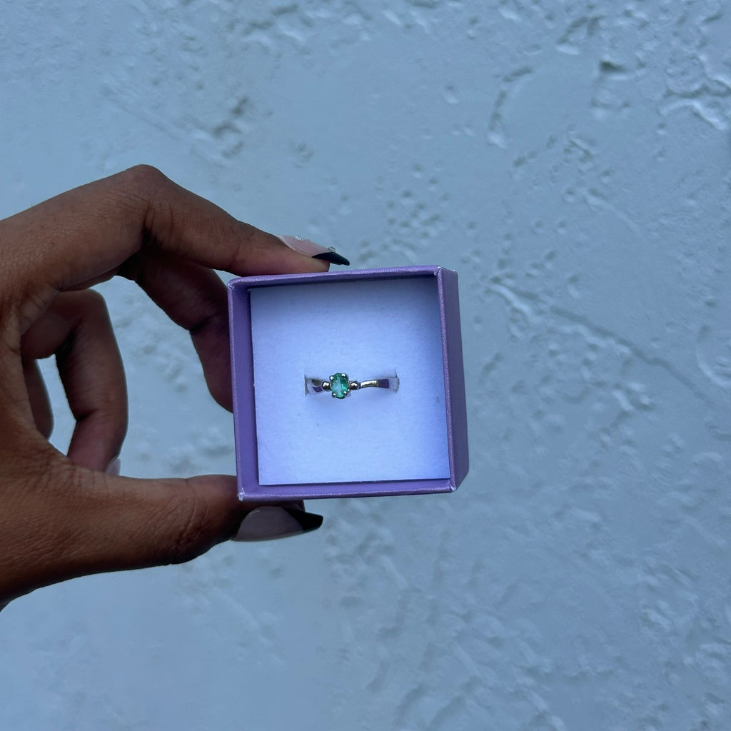 "Oval Solitaire" Emerald Ring - 950 Sterling Silver