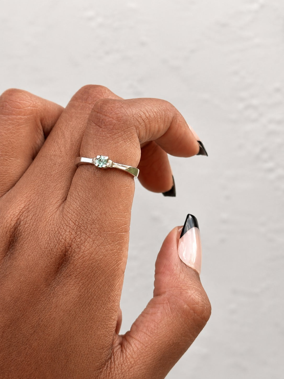 Circle Emerald Ring, 950 Sterling Silver, Dainty Green Stone Ring, Gift for Women