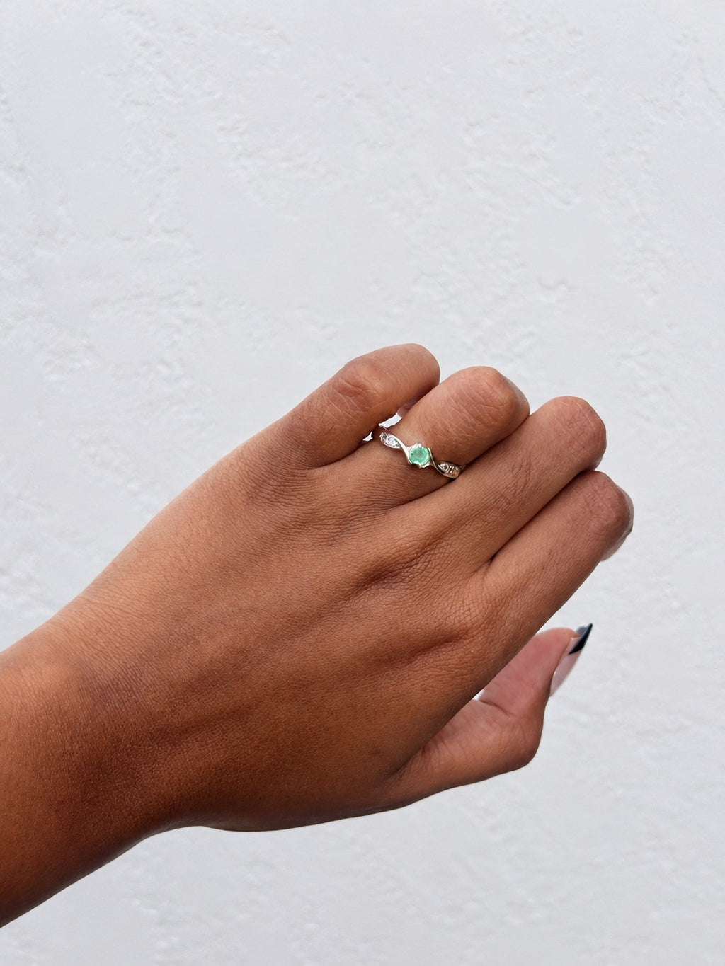 "Twisted Spiral" Emerald Ring - 950 Sterling Silver