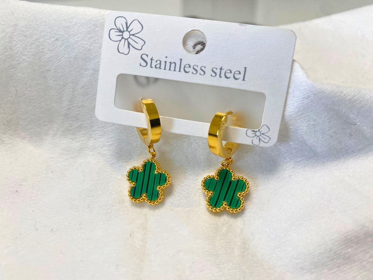 Clover Huggie Hoops