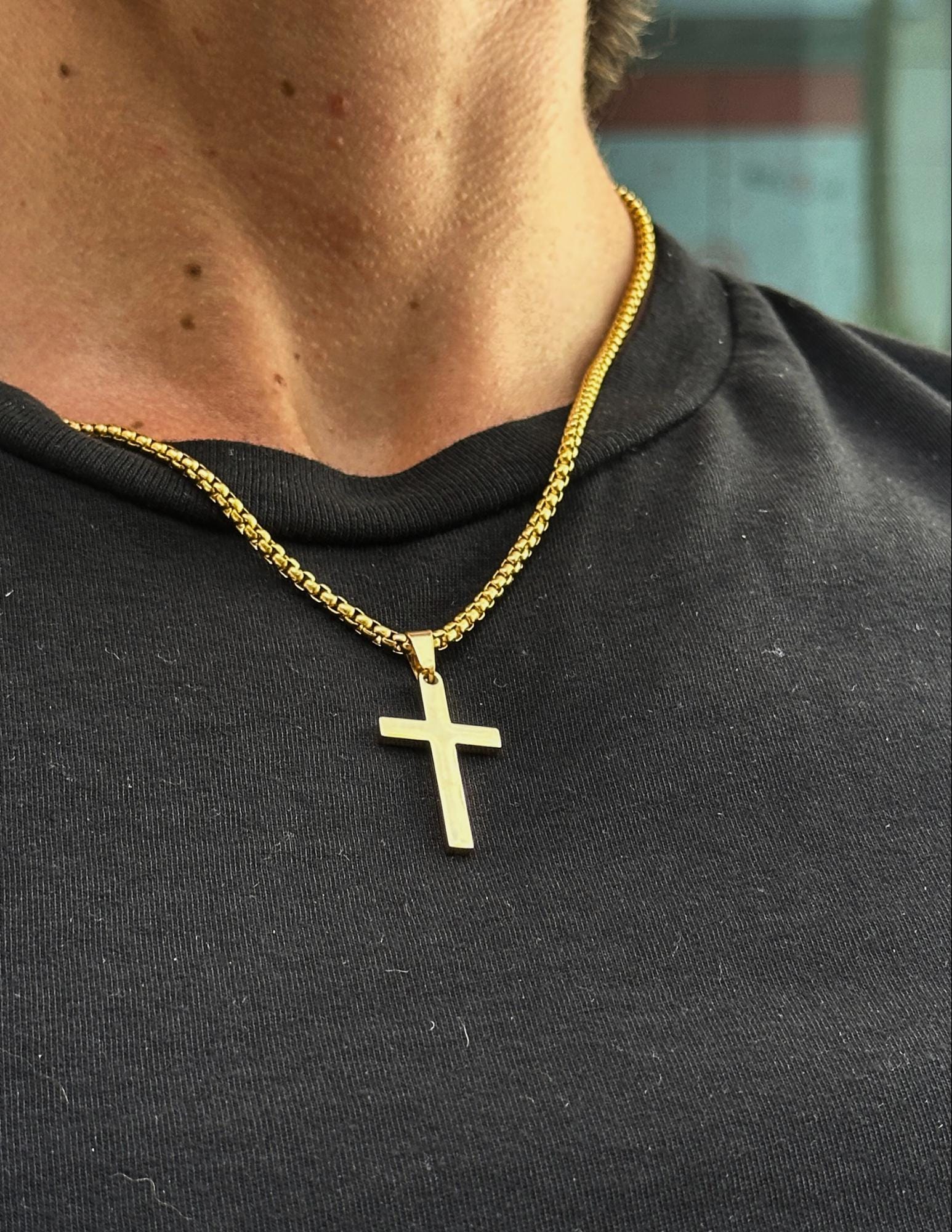 Cross Pendant (Gold)