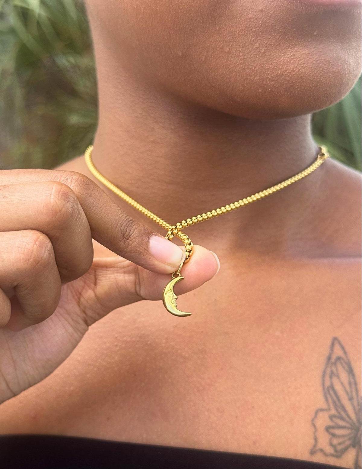Crescent Moon (Gold)