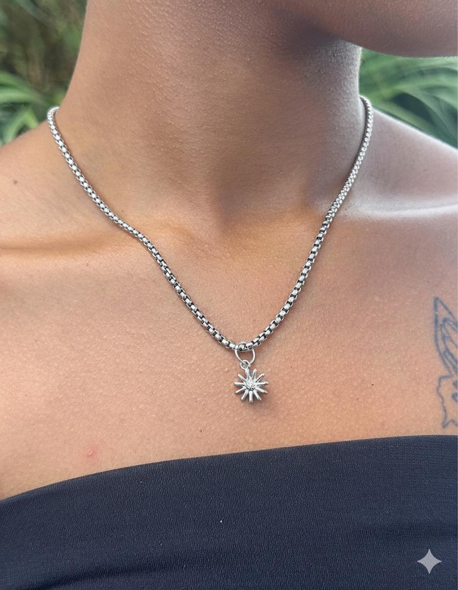 Sun Pendant (Silver)