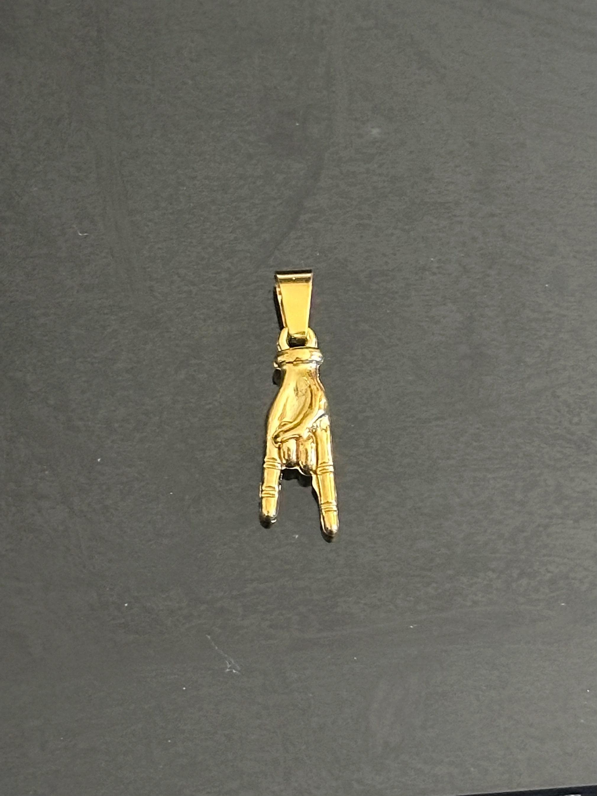 Mano Cornuto Horn (Gold)