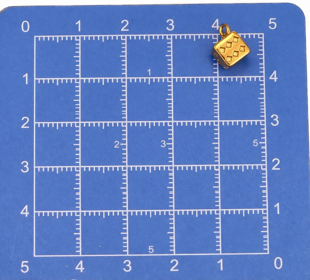 Lucky Dice Pendant (Gold)