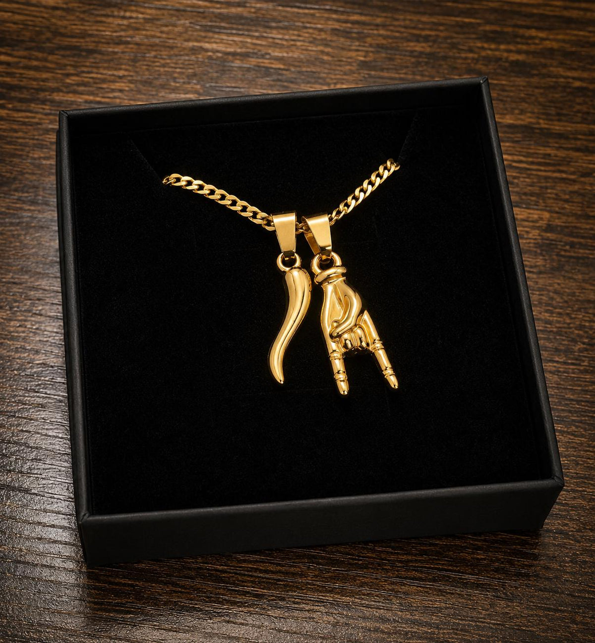 Mano Cornuto & Horn (Gold)